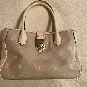 Dooney & Bourke Bag